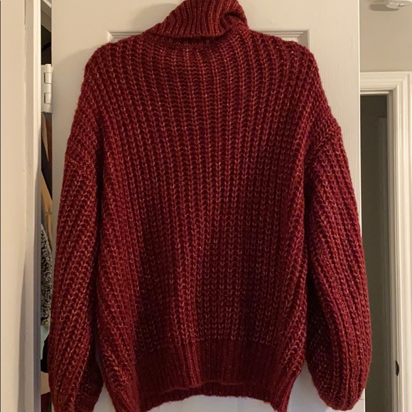 Entro medium maroon turtleneck sweater - Picture 4 of 4